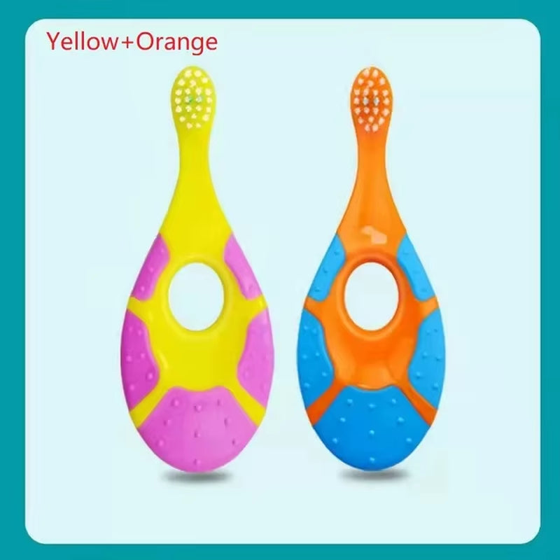 Brighten your child's smile with our 2-pack BPA-free soft bristle toothbrushes, perfect for little ones learning to brush! 🦷✨